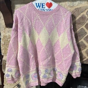 Vintage Chaus 80s/90s Pink and Cream Argyle Women's Sweater/ size large